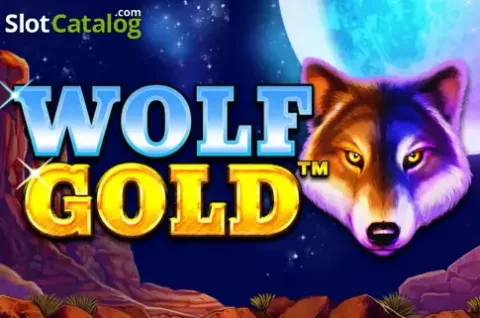 Loup hurlant sous une pleine lune dorée